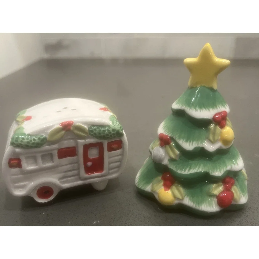 Cracker Barrel Christmas Camper and Tree salt and pepper shakers